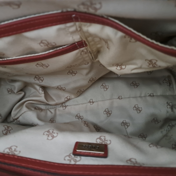 Guess Handbag - Picture 7 of 15